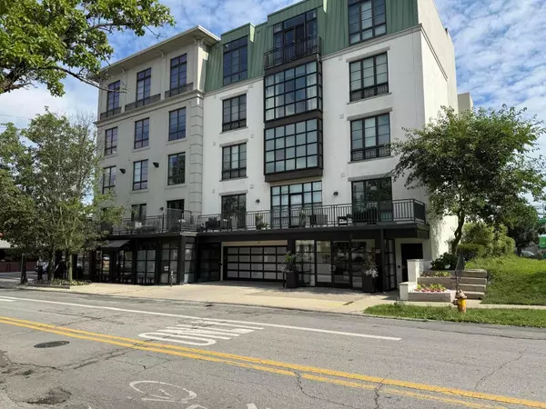 1475 W 3rd Avenue #303, Columbus, OH 43212