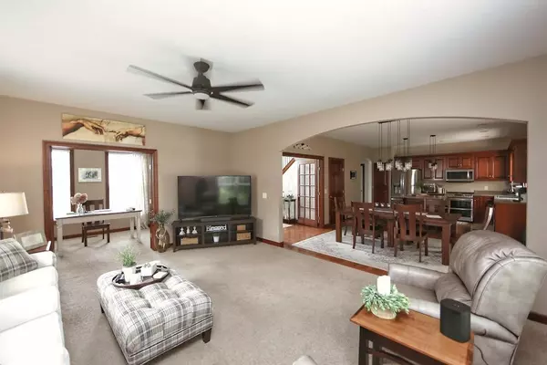 Mount Vernon, OH 43050,77 Woodlake Trail