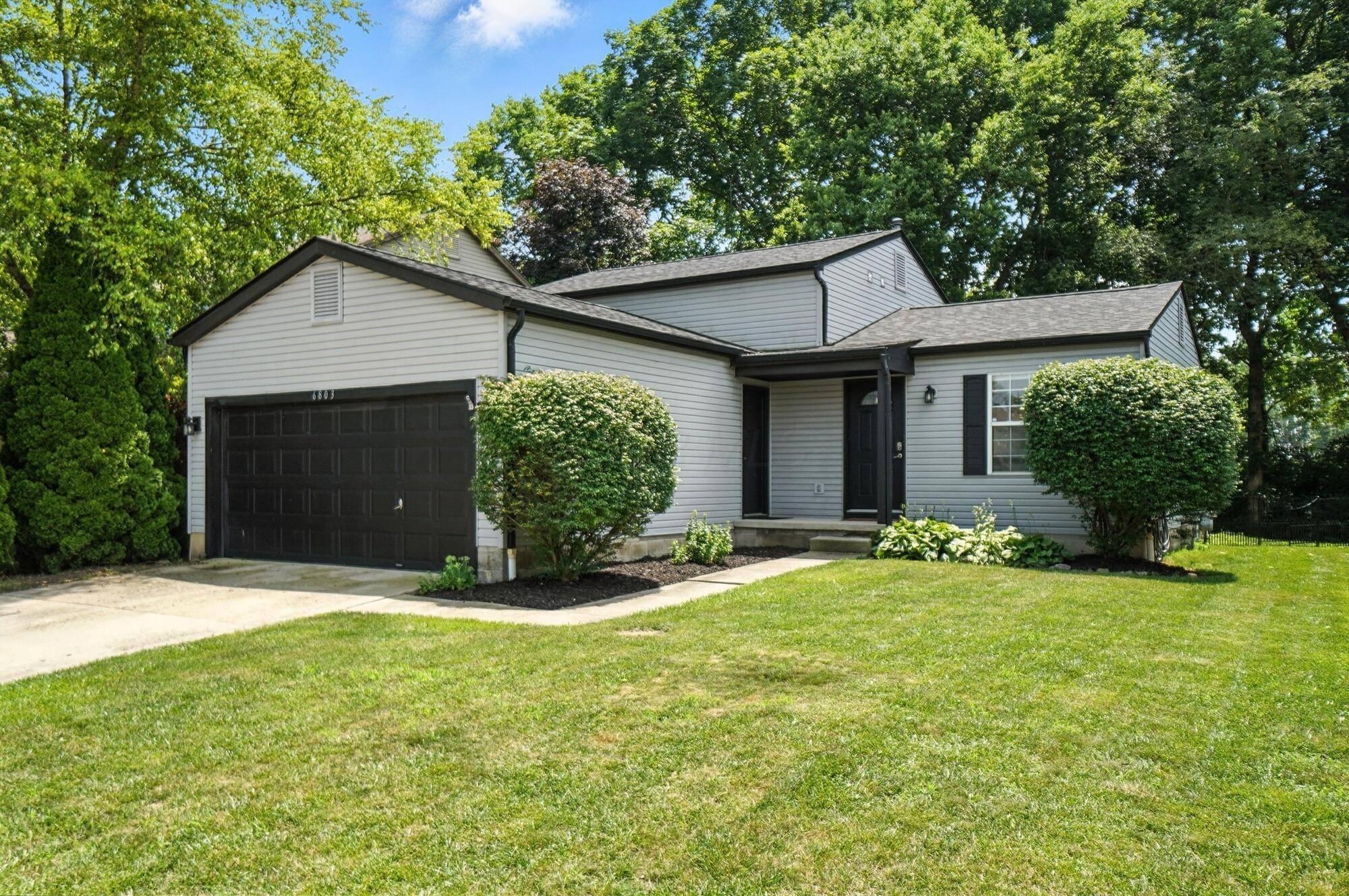 6803 Alex Drive, Canal Winchester, OH 43110