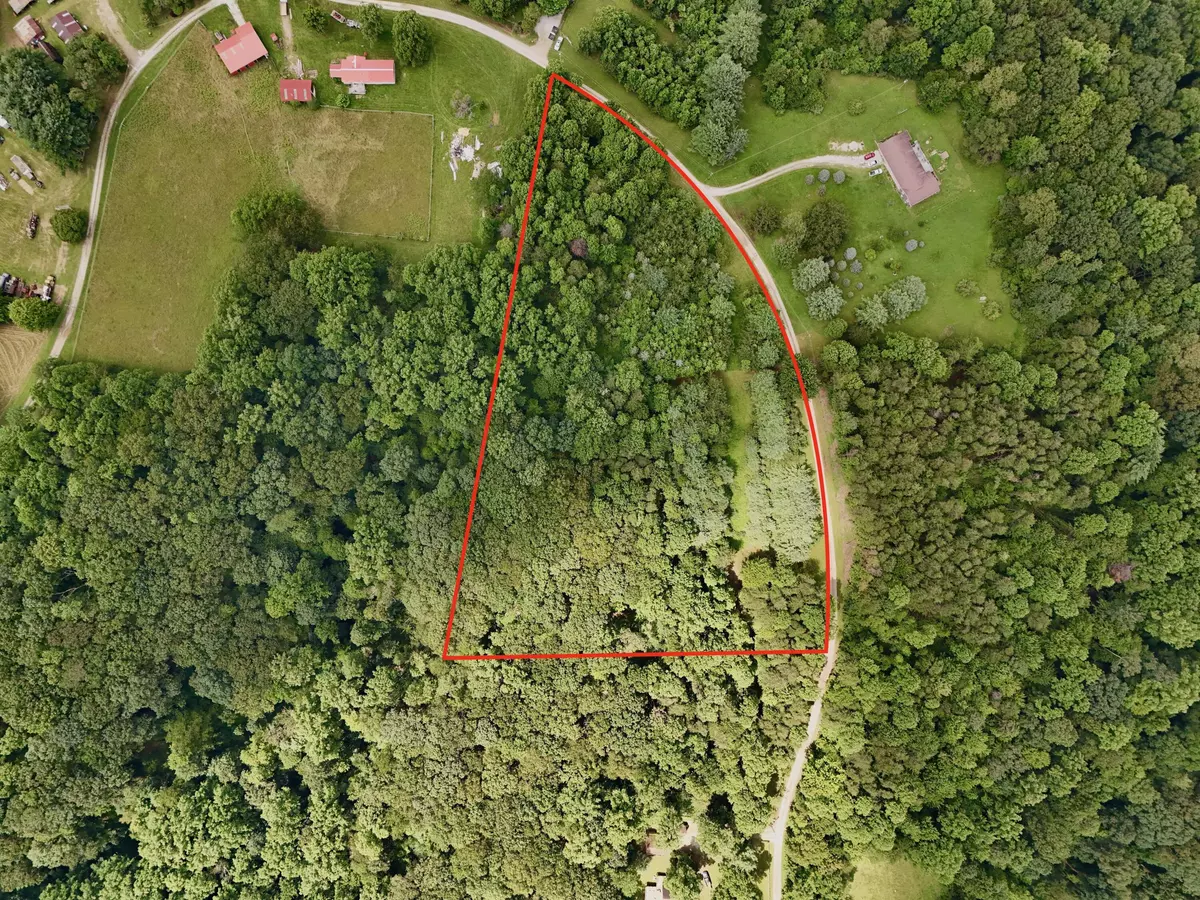 Rockbridge, OH 43149,0 Cliff Road