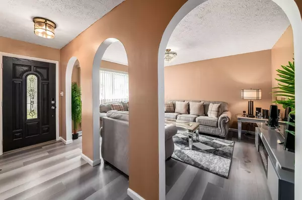 Columbus, OH 43229,1914 Walden Drive