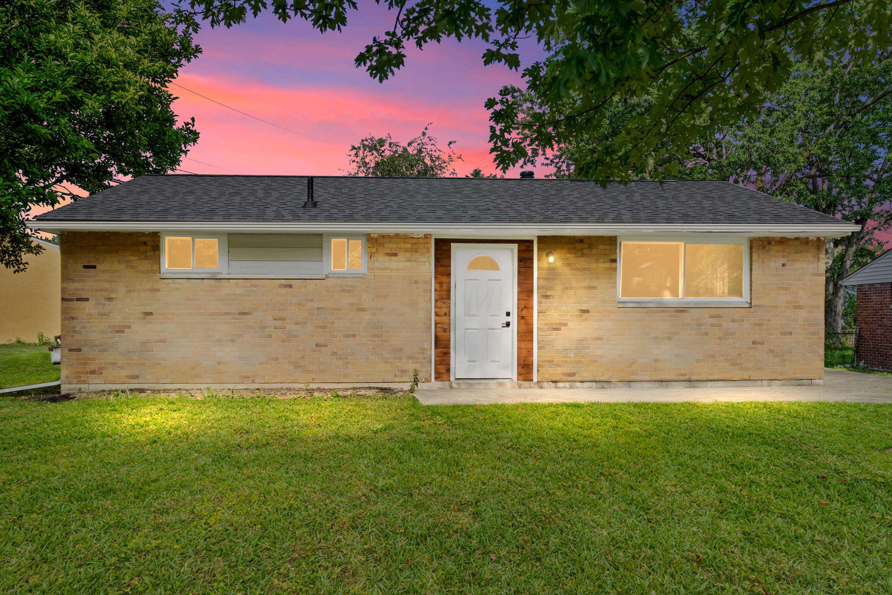 1556 Vilardo Lane, Columbus, OH 43227