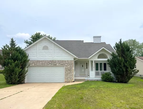453 N Ridge Heights Drive, Howard, OH 43028