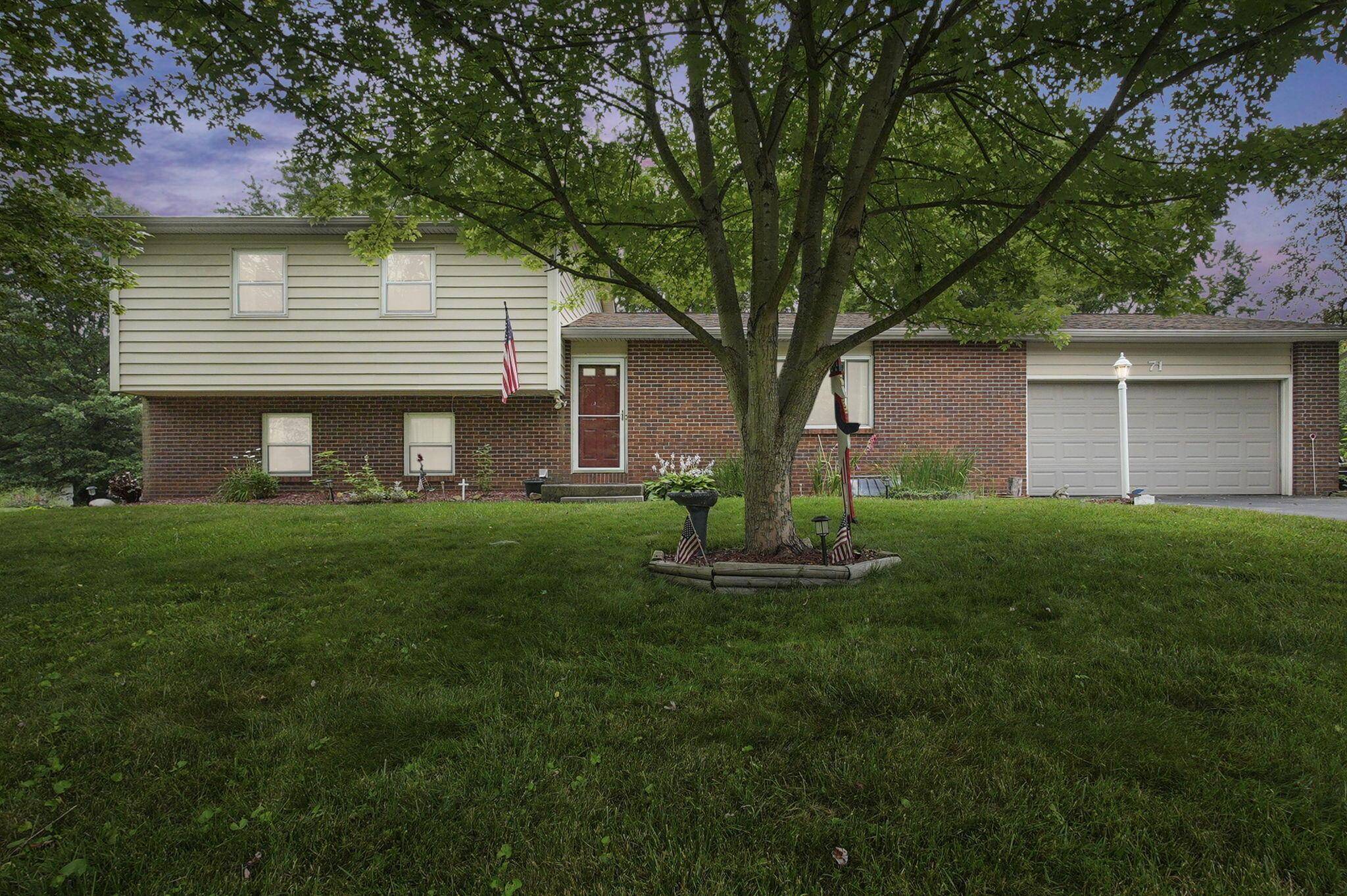 71 Cosmos Lane, Pataskala, OH 43062