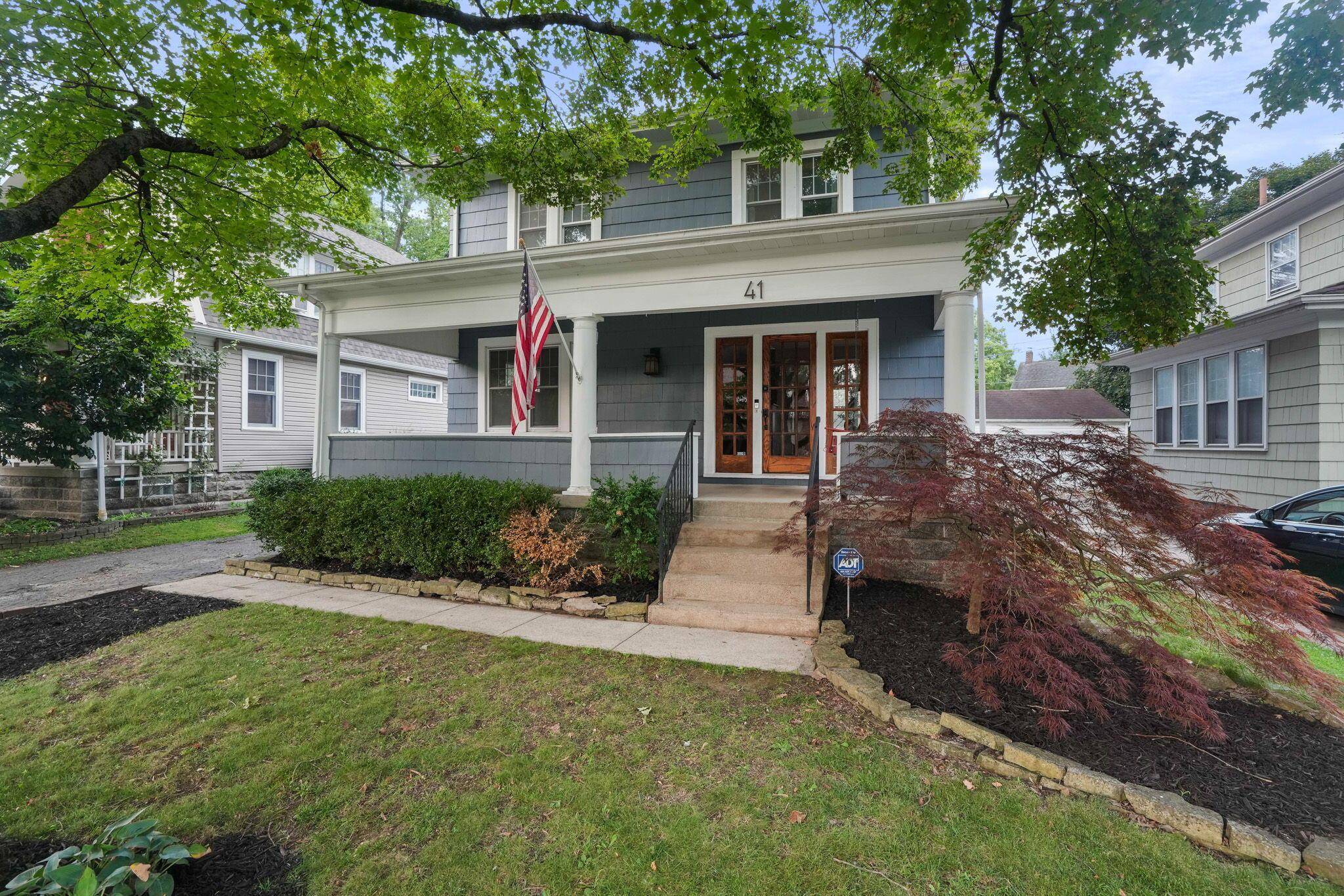 41 Northmoor Place, Columbus, OH 43214
