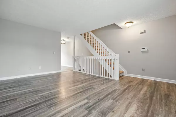 Westerville, OH 43081,932 Philadelphia Drive #14D