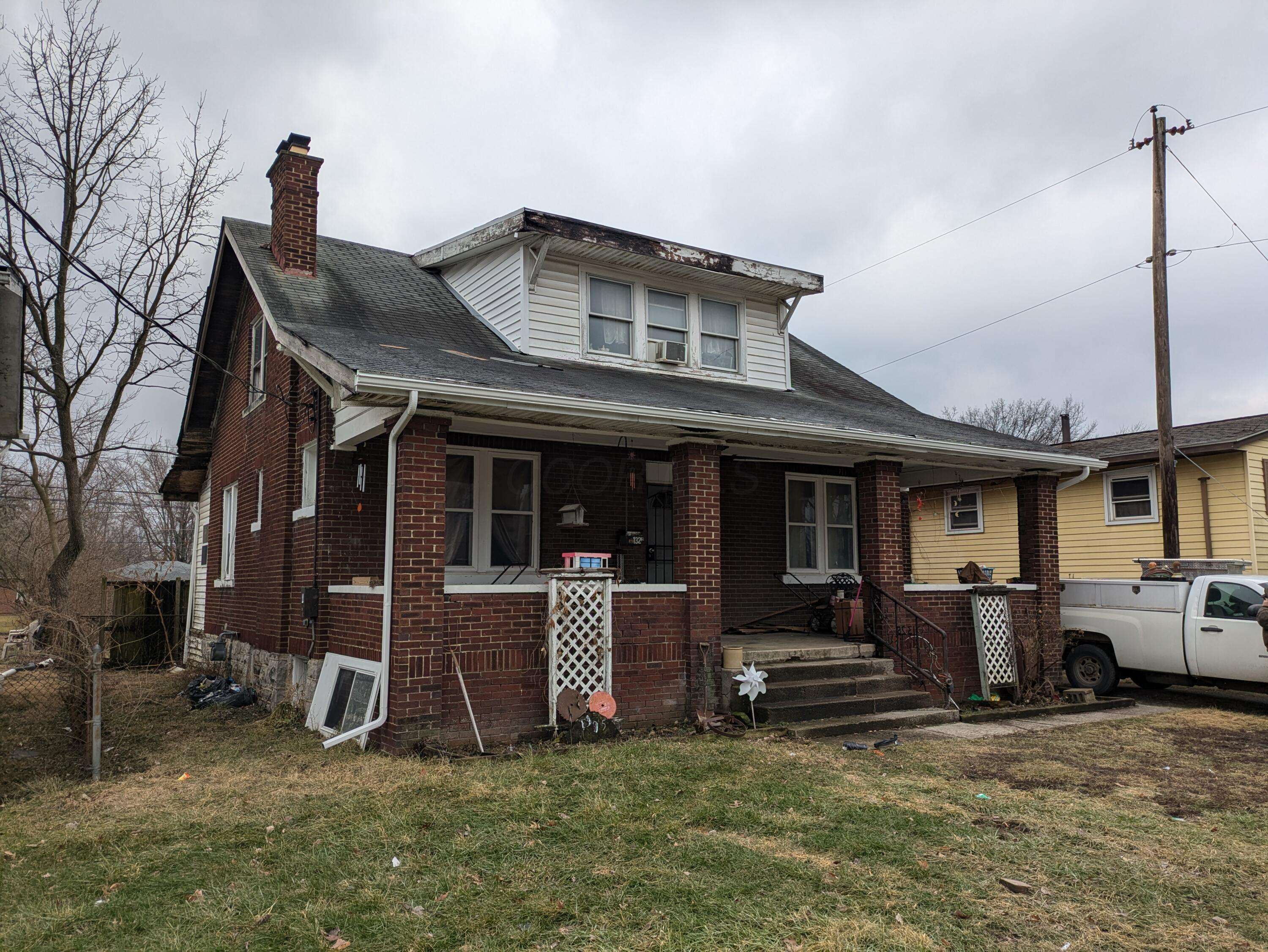 1325 Smith Road, Columbus, OH 43207