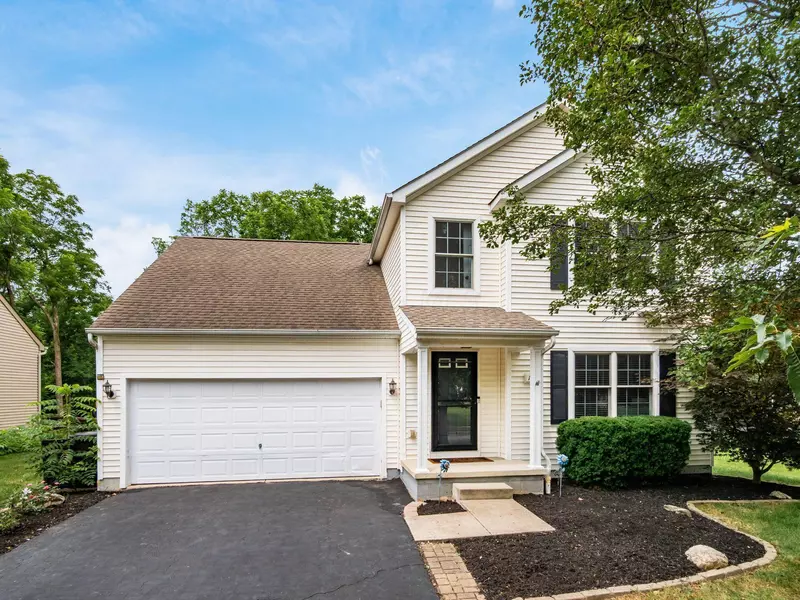 106 Sapphire Ice Drive, Delaware, OH 43015