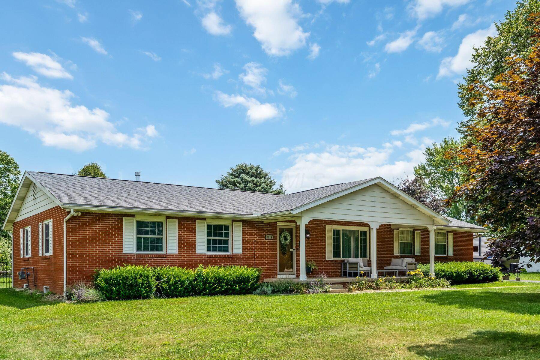 1018 Alton Darby Creek Road, Galloway, OH 43119