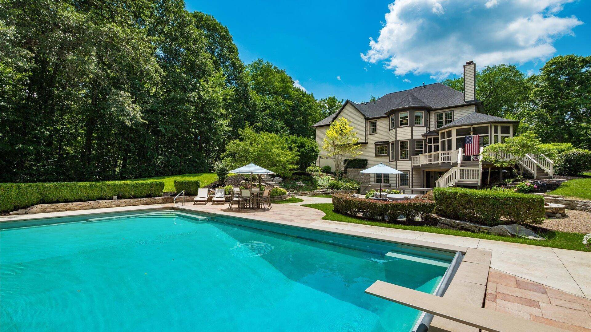 108 Hawks Cove Court, Granville, OH 43023