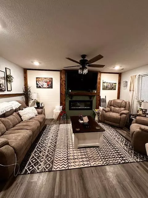 Newark, OH 43055,393 Saint James Gate