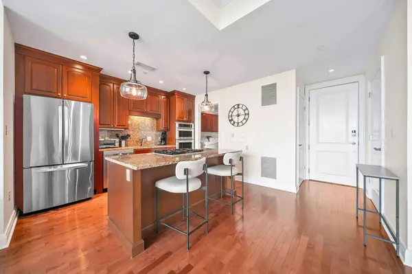 Columbus, OH 43212,1475 W 3rd Avenue #401