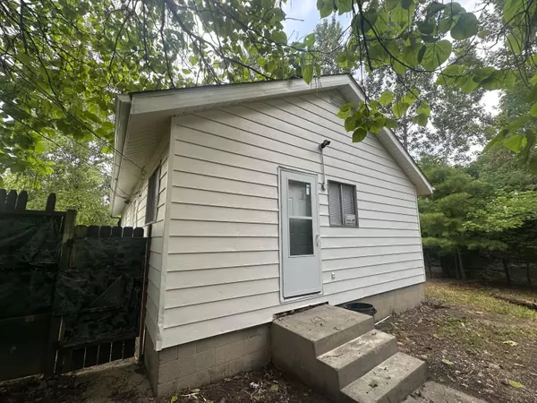 Columbus, OH 43204,378 S Wheatland Avenue