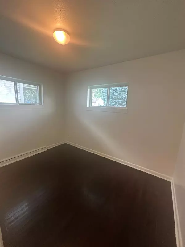 Columbus, OH 43223,19251927 Vaughn Street