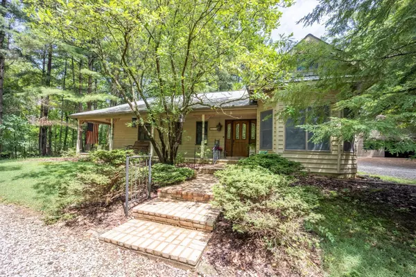 7625 Dusty Pines Drive, Galena, OH 43021