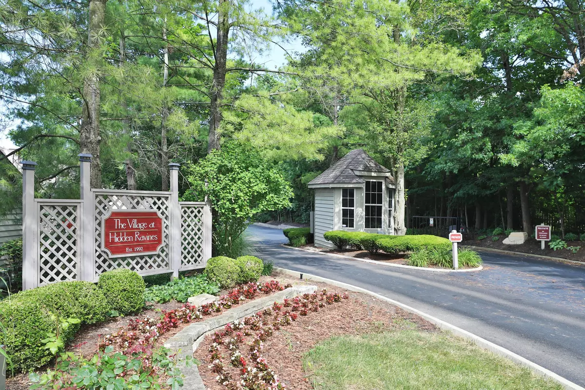 Powell, OH 43065,322 Hidden Ravines Drive