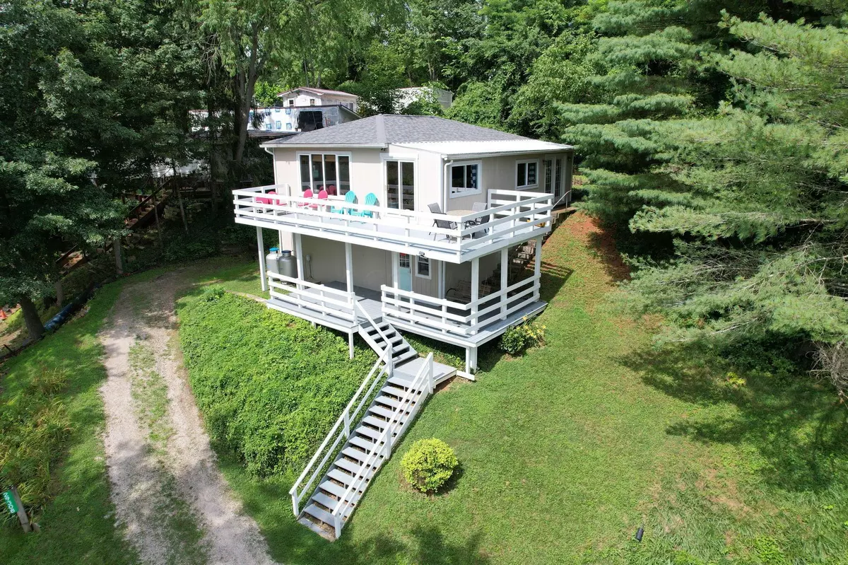 Logan, OH 43138,29308 Lake Logan Road