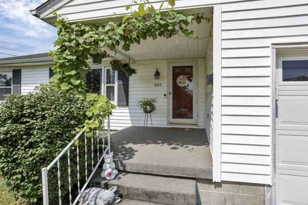 Bremen, OH 43107,207 School Street