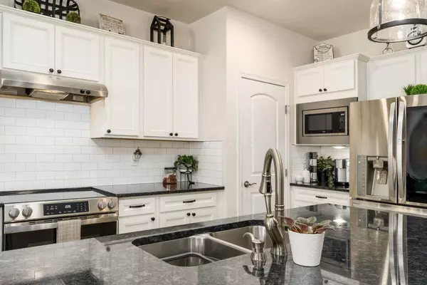 Pickerington, OH 43147,900 Zeller Circle