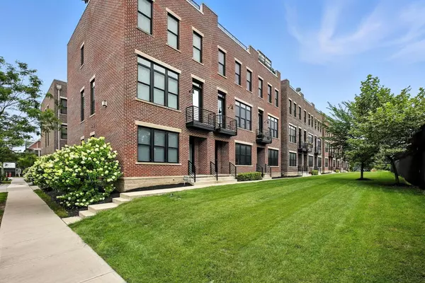 Columbus, OH 43201,587 W 2nd Avenue