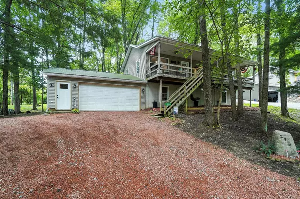 295 Tillamook Lane, Bremen, OH 43107