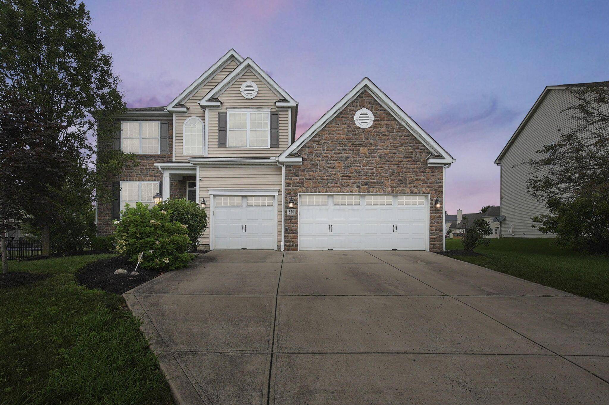 536 Stonebridge Boulevard, Pickerington, OH 43147