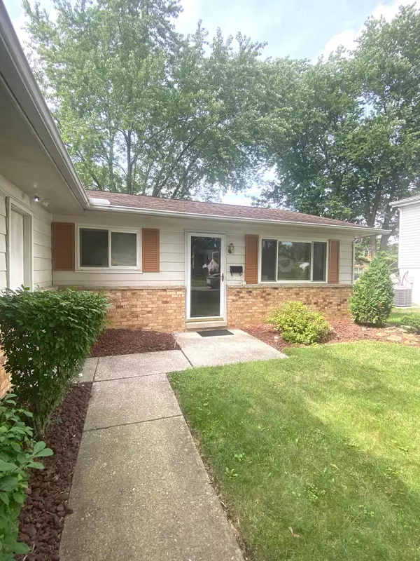 Columbus, OH 43232,4946 Warminster Drive