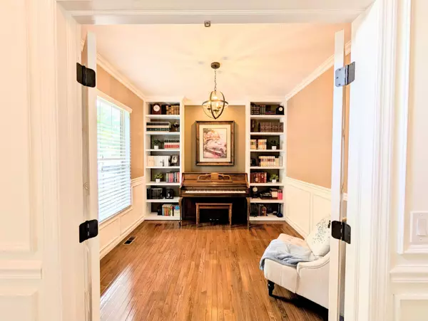 Dublin, OH 43017,7480 Maynooth Drive