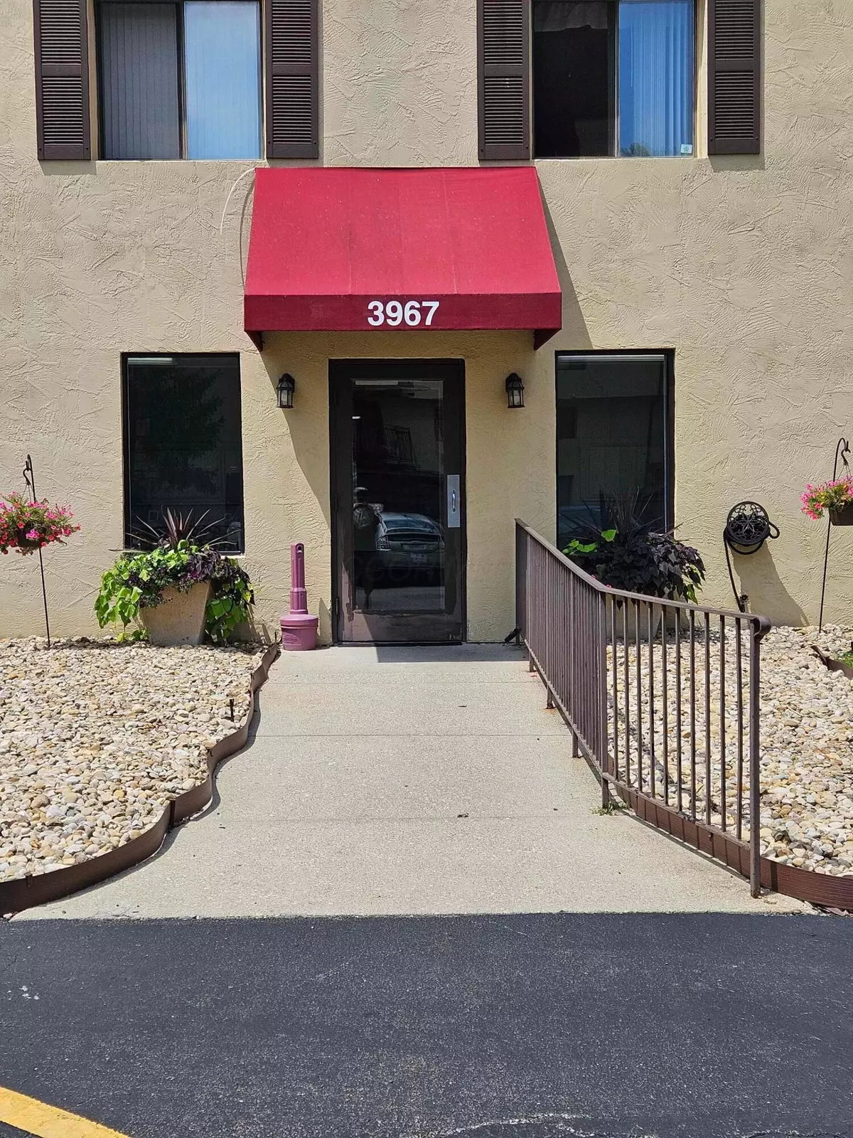 Columbus, OH 43224,3967 Karl Road #118