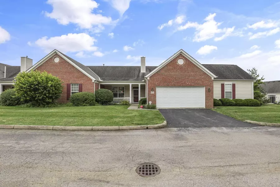 6025 Naughten Pond Drive, Columbus, OH 43213