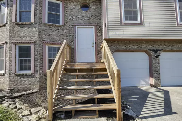 Canal Winchester, OH 43110,6064 Northbend Drive