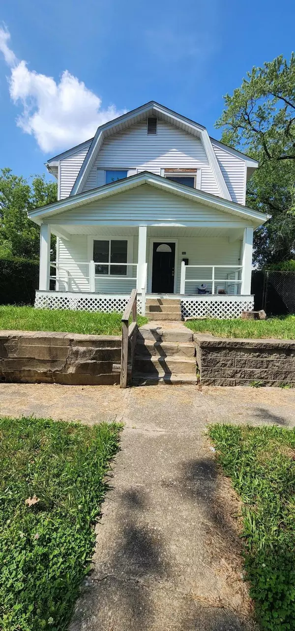 982 E 16th Avenue, Columbus, OH 43211