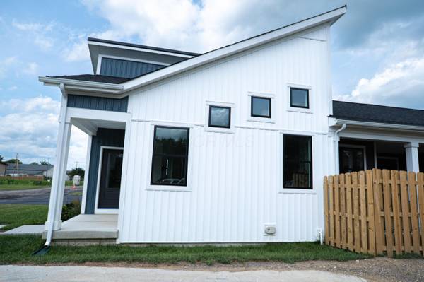 2485 Mallard Point Lane, Millersport, OH 43046