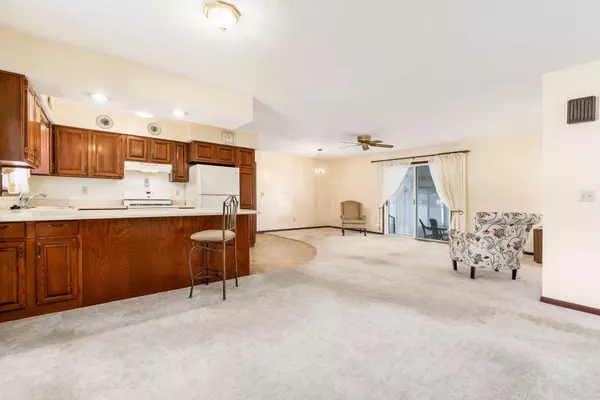 Newark, OH 43055,688 Earliglow Court