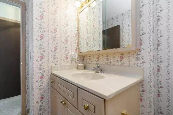 Columbus, OH 43231,6357 New London Drive #70