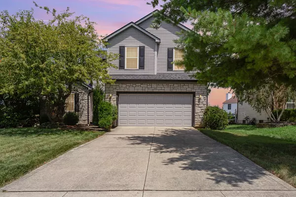 8585 Oak Creek Drive, Lewis Center, OH 43035