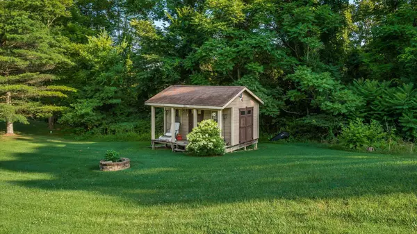 Cambridge, OH 43725,6049 High Hill Road