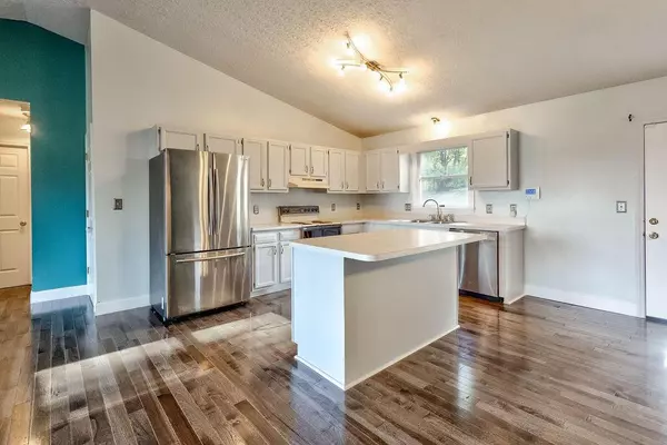 Howard, OH 43028,847 Fairway Drive