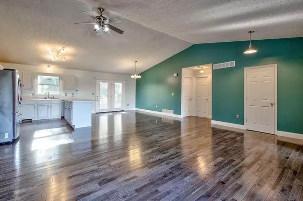 Howard, OH 43028,847 Fairway Drive