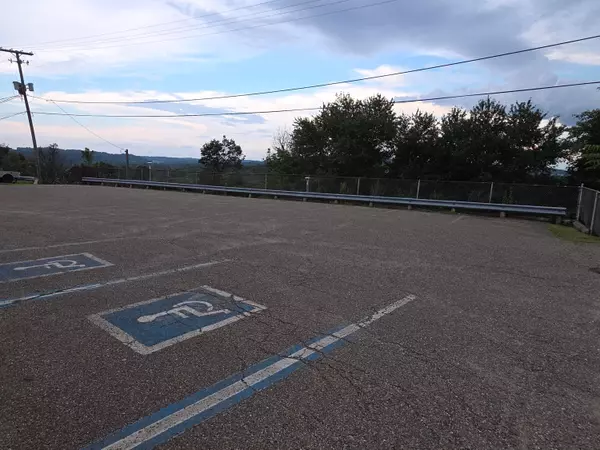 Cambridge, OH 43725,216 Highland Avenue