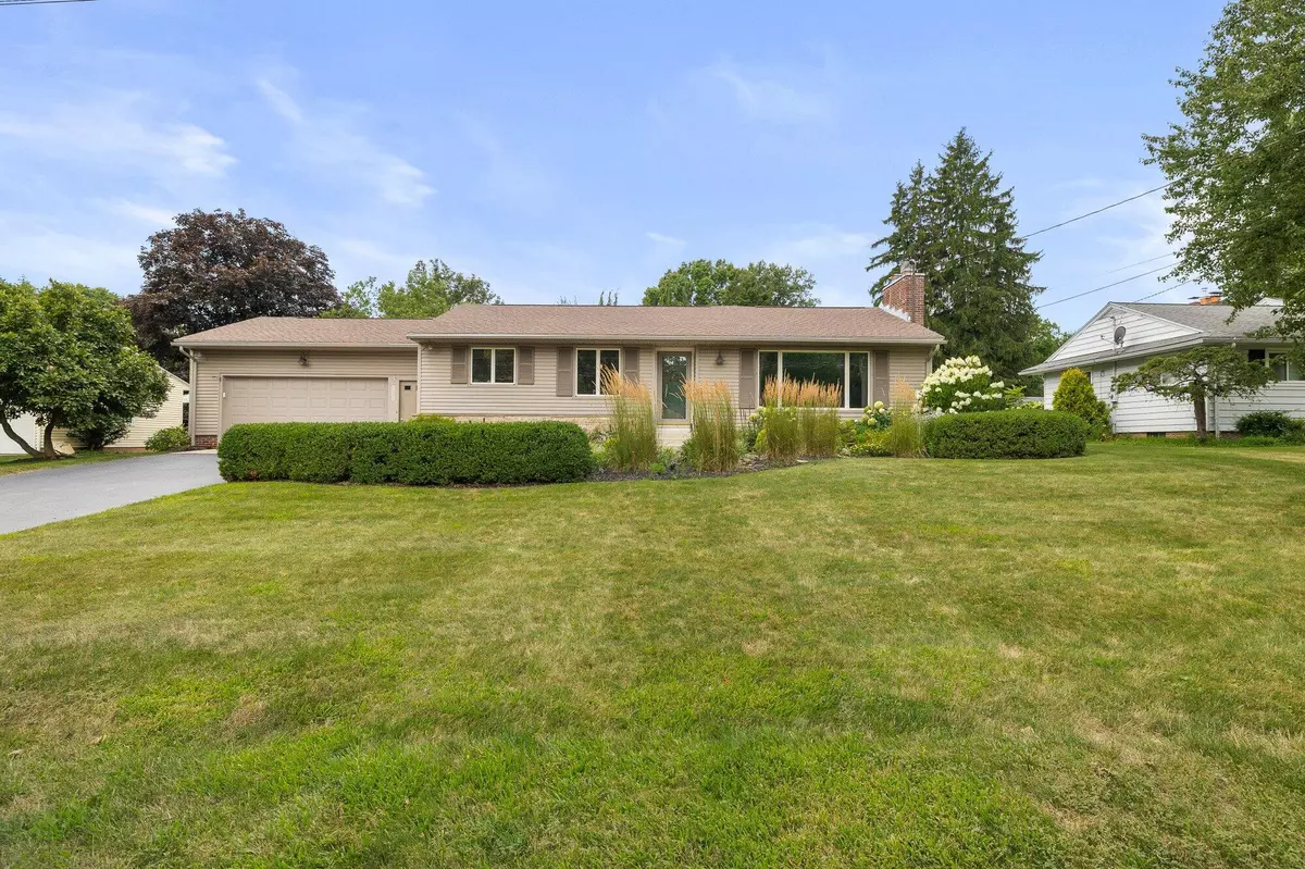 Ashland, OH 44805,884 Ridge Road