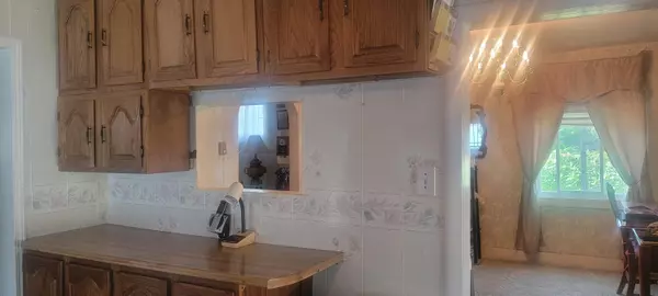 Akron, OH 44314,1864 2nd Street