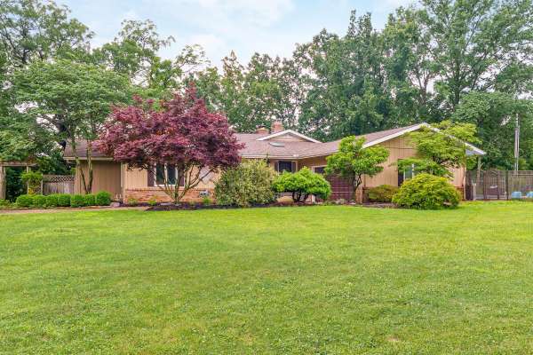 6533 Lake Of The Woods Point, Galena, OH 43021