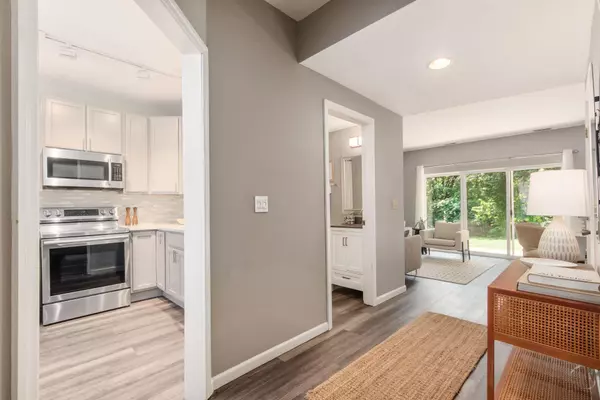 Columbus, OH 43202,197 Sunset Cove