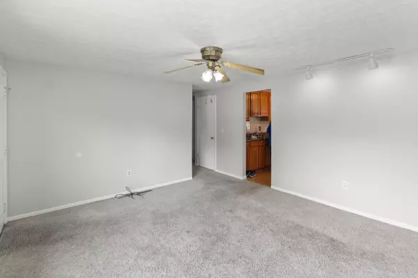 Columbus, OH 43232,3418 Everson Road