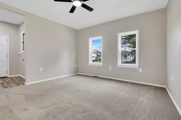 Newark, OH 43055,52 Charles Street