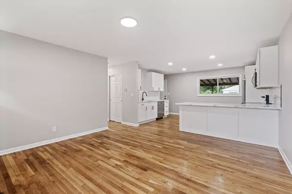 Columbus, OH 43232,5227 Harbor Boulevard