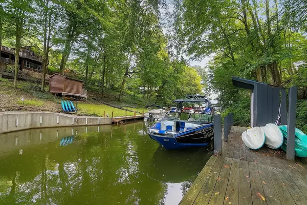 535 Green Acre Circle, Howard, OH 43028