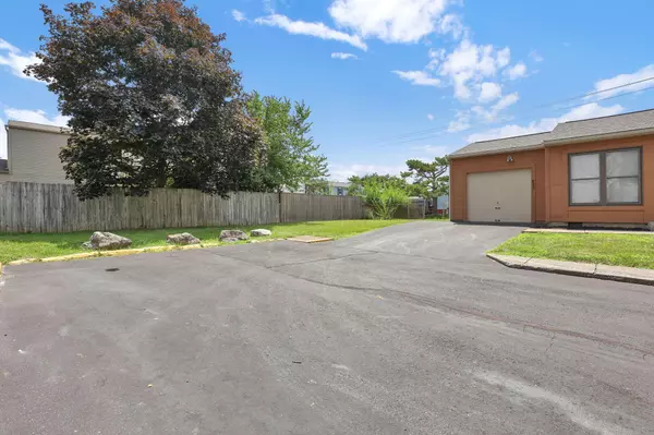 Columbus, OH 43085,855 Cutlip Drive #177