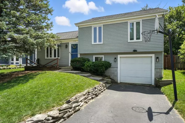 Columbus, OH 43235,1735 Gardenstone Drive